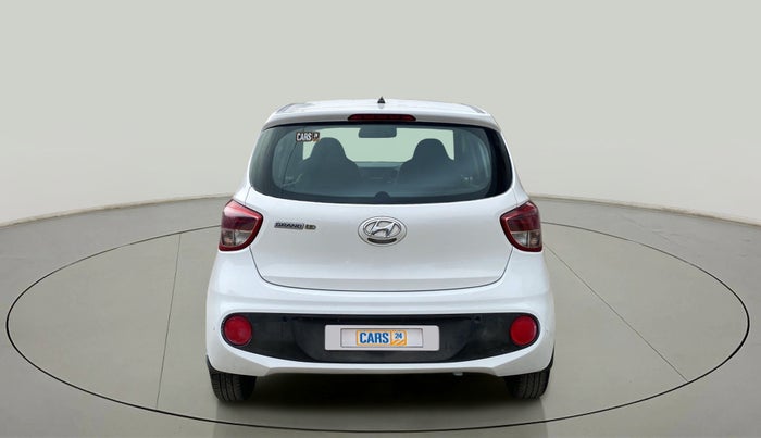 2018 Hyundai Grand i10 MAGNA 1.2 KAPPA VTVT, Petrol, Manual, 15,074 km, Back/Rear
