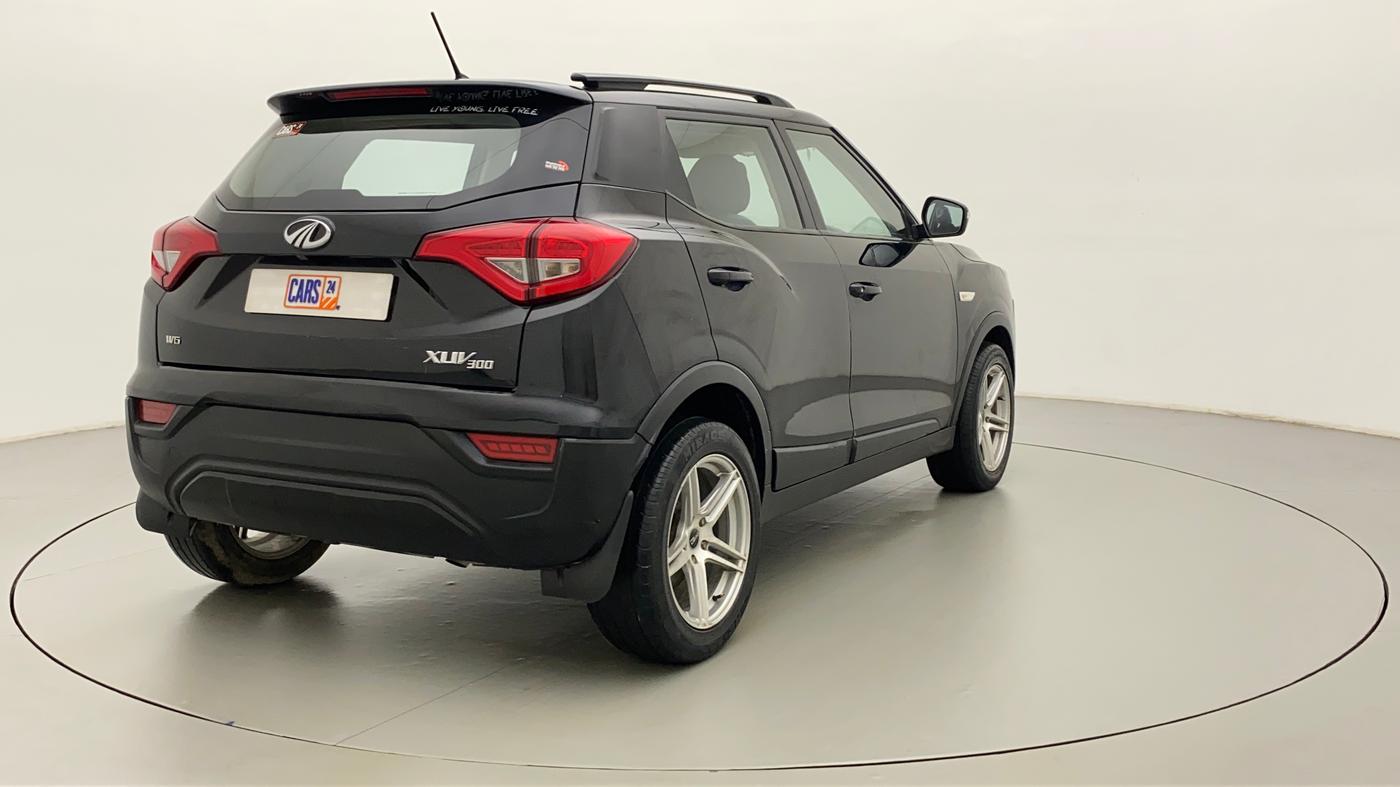 2019 Mahindra XUV300 W6 1.5 DIESEL, Diesel, Manual, 42,027 km, Right Back Diagonal