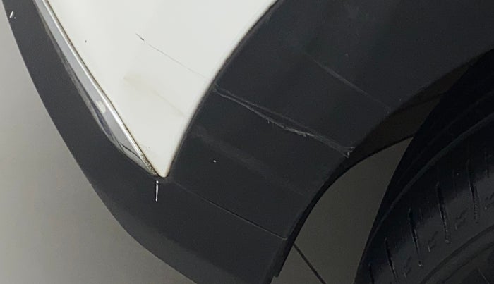 2022 KIA CARENS PRESTIGE 1.4 PETROL 7 STR, Petrol, Manual, 13,916 km, Left fender - Cladding has minor damage