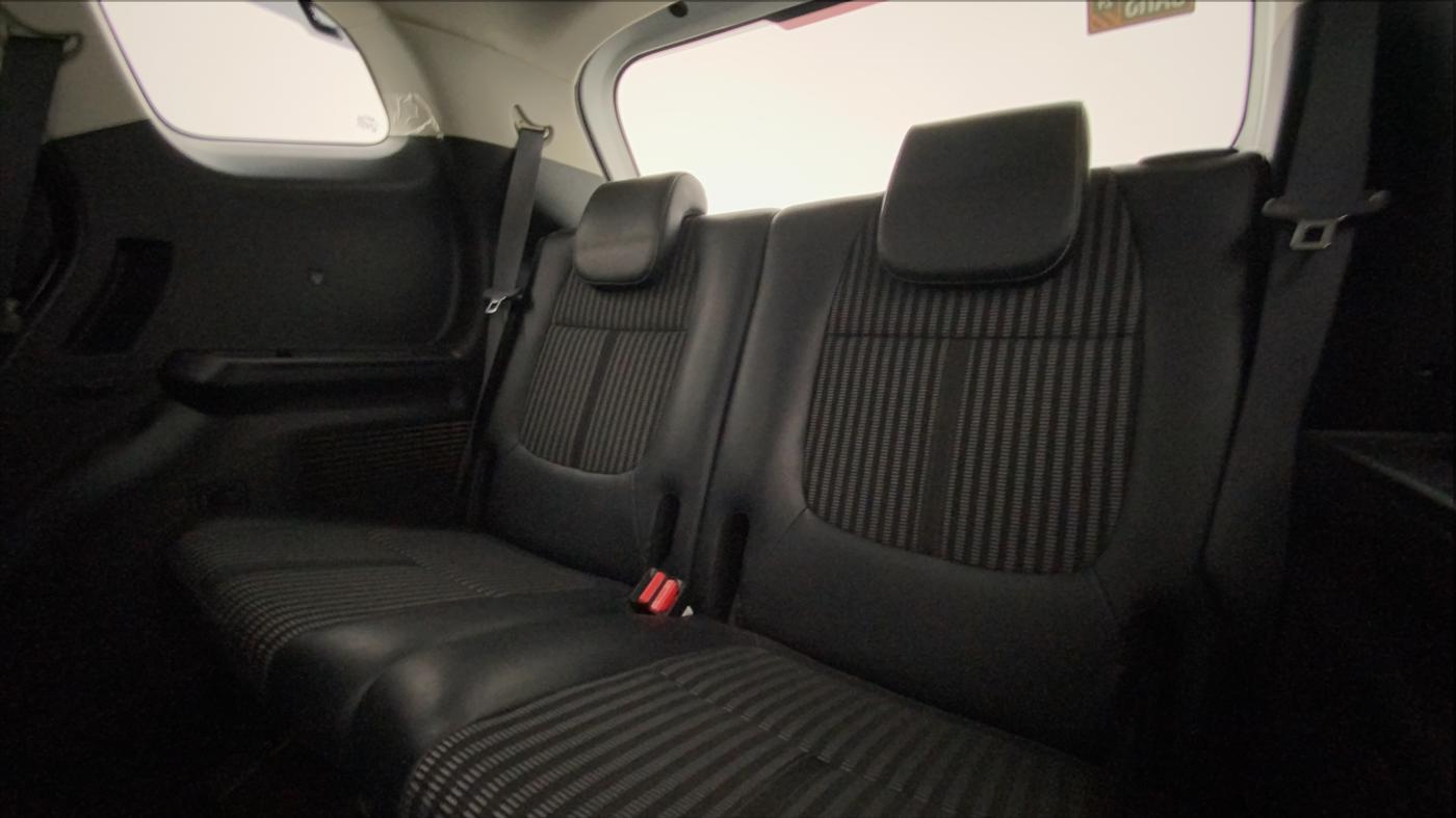 2022 KIA CARENS PRESTIGE 1.4 PETROL 7 STR, Petrol, Manual, 13,916 km, Third Seat Row ( optional )