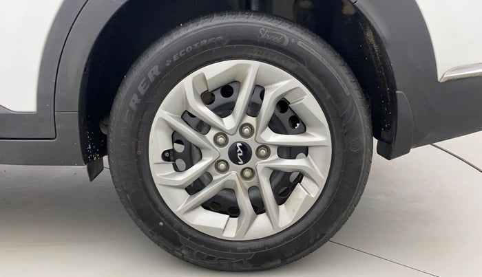 2022 KIA CARENS PRESTIGE 1.4 PETROL 7 STR, Petrol, Manual, 13,916 km, Left Rear Wheel