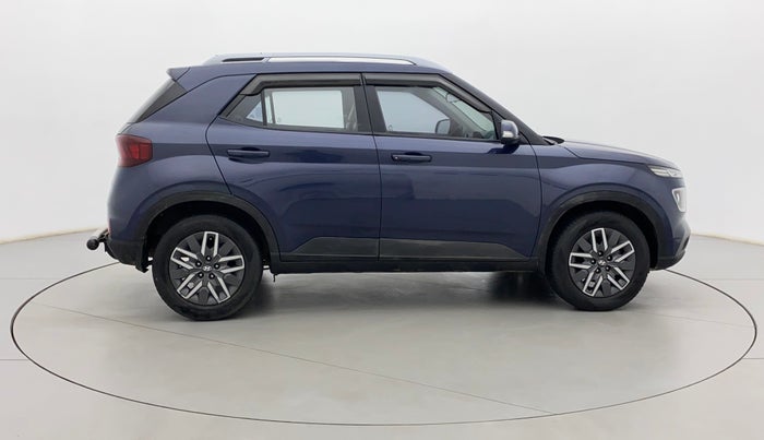 2021 Hyundai VENUE SX 1.5 CRDI, Diesel, Manual, 32,156 km, Right Side View