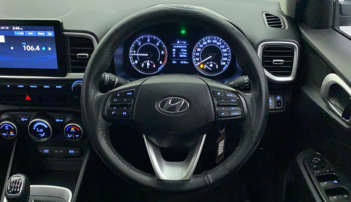 2021 Hyundai VENUE SX 1.5 CRDI, Diesel, Manual, 32,156 km, Steering Wheel Close Up