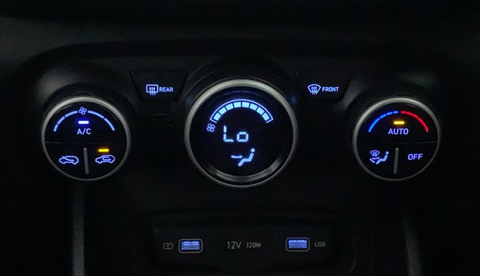 2021 Hyundai VENUE SX 1.5 CRDI, Diesel, Manual, 32,156 km, Automatic Climate Control