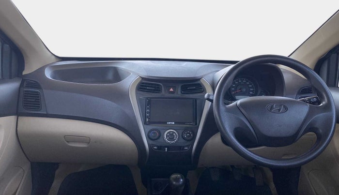 2016 Hyundai Eon ERA +, Petrol, Manual, 62,586 km, Dashboard