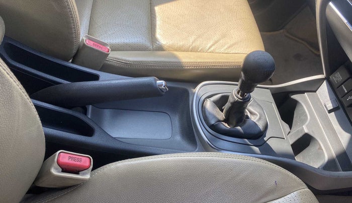 2019 Honda City 1.5L I-DTEC ZX, Diesel, Manual, 37,496 km, Gear Lever