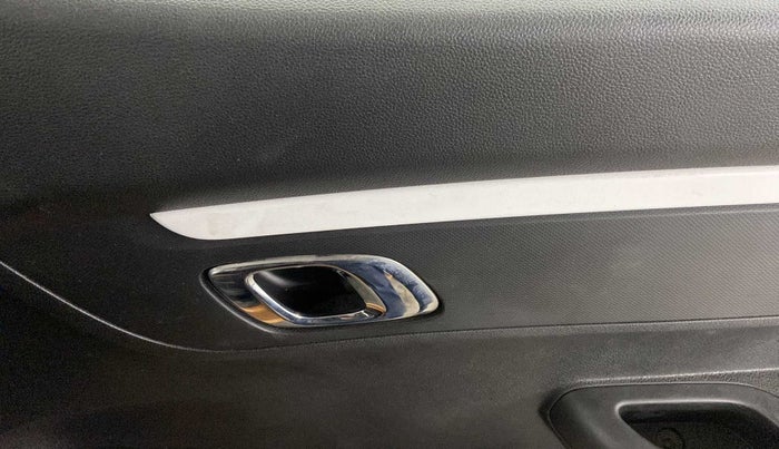 2023 Renault Kwid CLIMBER 1.0 (O) DUAL TONE, Petrol, Manual, 2,759 km, Driver Side Door Panels Control