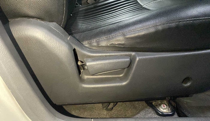 2017 Maruti Alto K10 VXI (O) AMT, Petrol, Automatic, 46,718 km, Driver Side Adjustment Panel