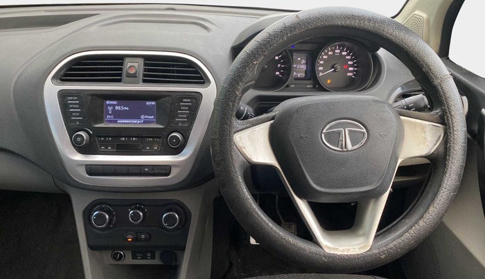 2016 Tata Tiago XT PETROL, Petrol, Manual, 67,928 km, Steering Wheel Close Up