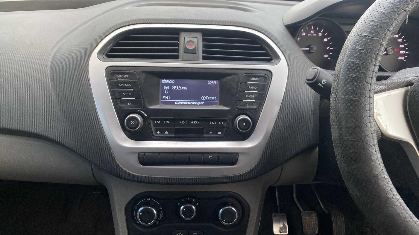 2016 Tata Tiago XT PETROL, Petrol, Manual, 67,928 km, Air Conditioner