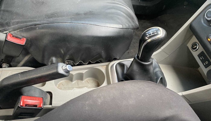 2016 Tata Tiago XT PETROL, Petrol, Manual, 67,928 km, Gear Lever