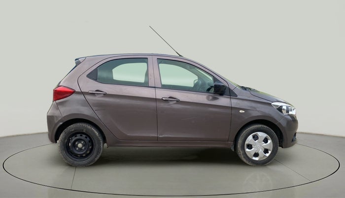 2016 Tata Tiago XT PETROL, Petrol, Manual, 67,928 km, Right Side