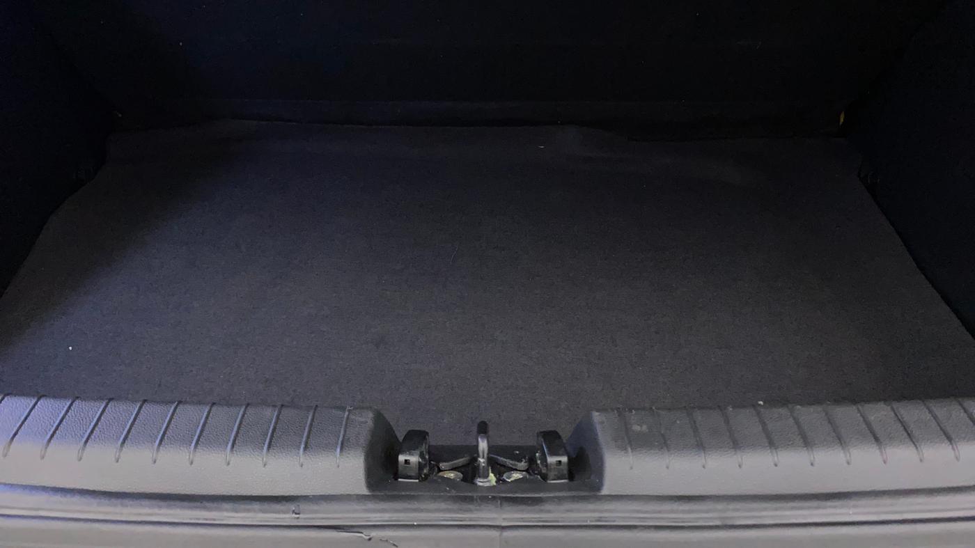 2019 Hyundai Elite i20 ASTA (O) CVT, Petrol, Automatic, 13,932 km, Boot Inside