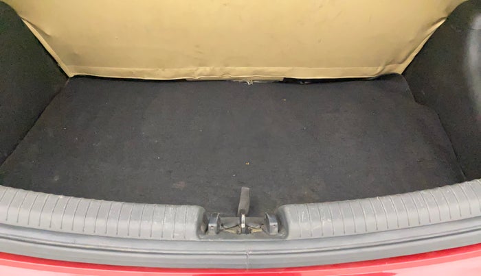 2017 Hyundai Grand i10 MAGNA 1.2 KAPPA VTVT, Petrol, Manual, 53,468 km, Boot Inside
