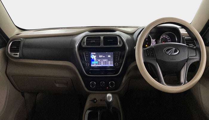 2019 Mahindra TUV300 T10, Diesel, Manual, 57,818 km, Dashboard