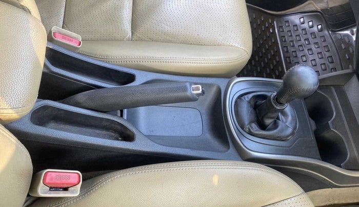 2015 Honda City 1.5L I-VTEC VX, Petrol, Manual, 76,697 km, Gear Lever