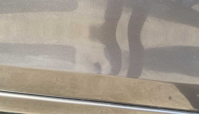 2013 Maruti Ritz VXI, Petrol, Manual, 43,864 km, Front passenger door - Slightly dented
