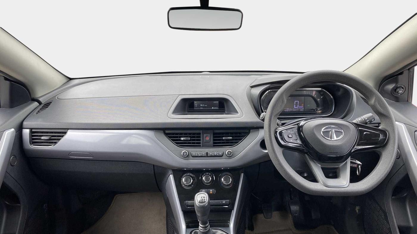 2021 Tata NEXON XM SUNROOF PETROL, Petrol, Manual, 42,601 km, Dashboard