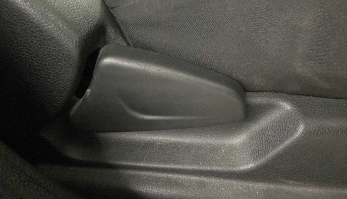 2018 Renault Kwid RXT 1.0 AMT (O), Petrol, Automatic, 10,403 km, Driver Side Adjustment Panel