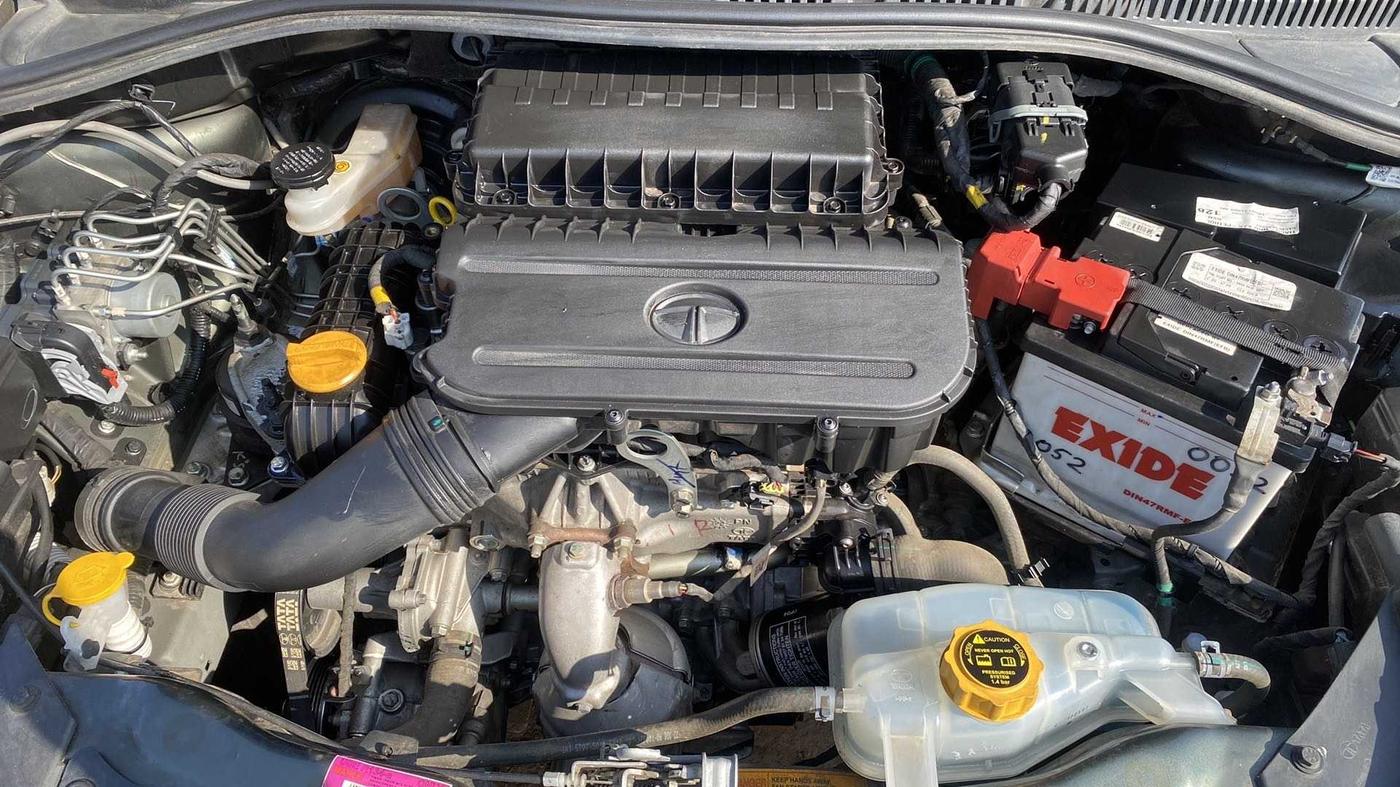 2022 Tata TIAGO NRG XZ AMT, Petrol, Automatic, 11,468 km, Open Bonet