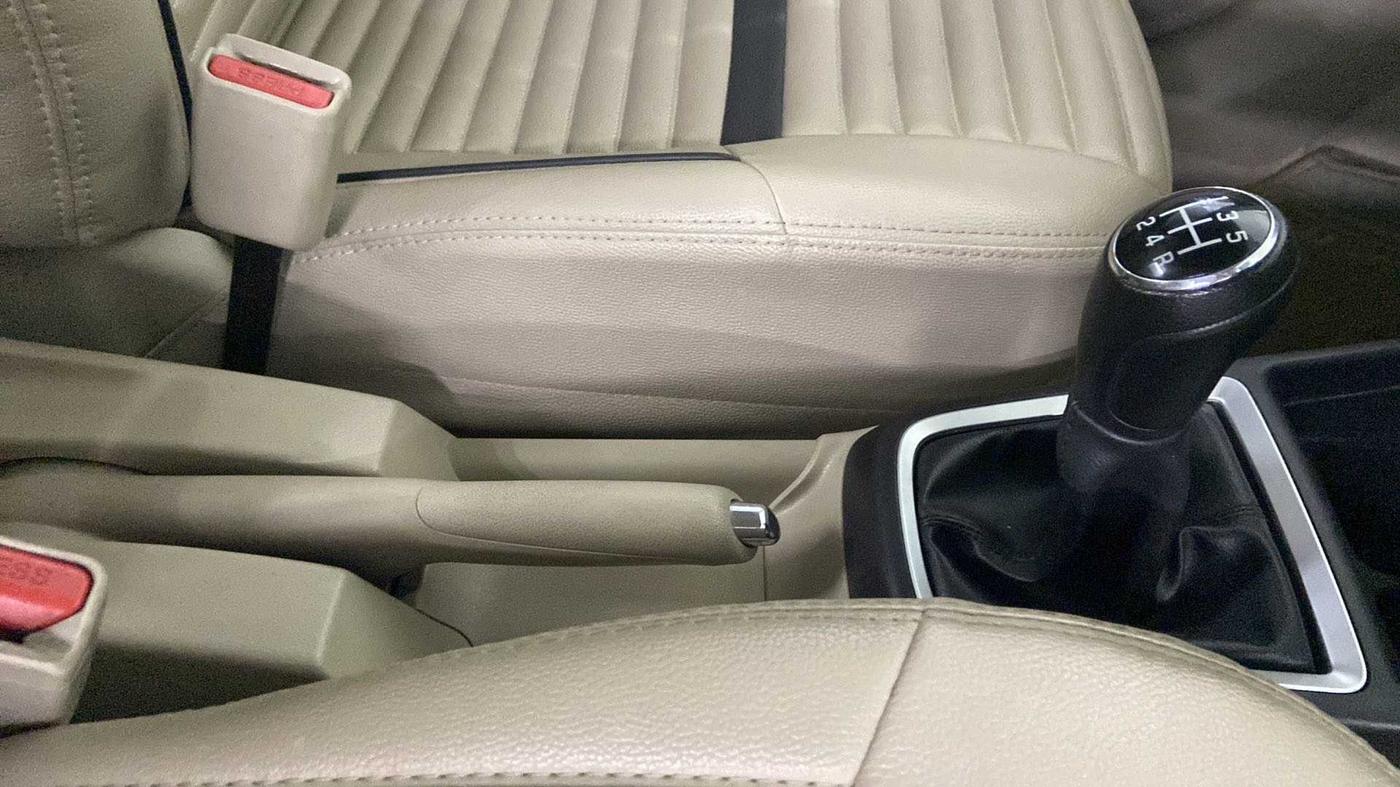 2018 Maruti Dzire VXI, Petrol, Manual, 54,828 km, Gear Lever