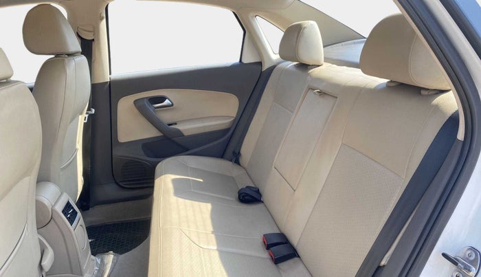 2017 Volkswagen Vento HIGHLINE PLUS 1.2 AT 16 ALLOY, Petrol, Automatic, 44,681 km, Right Side Rear Door Cabin