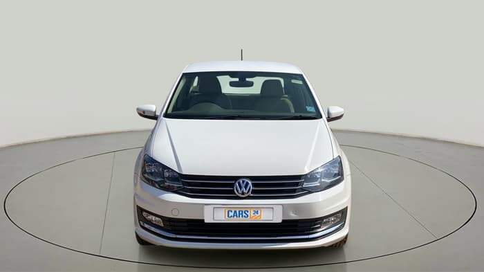 2017 Volkswagen Vento HIGHLINE PLUS 1.2 AT 16 ALLOY, Petrol, Automatic, 44,681 km, Front