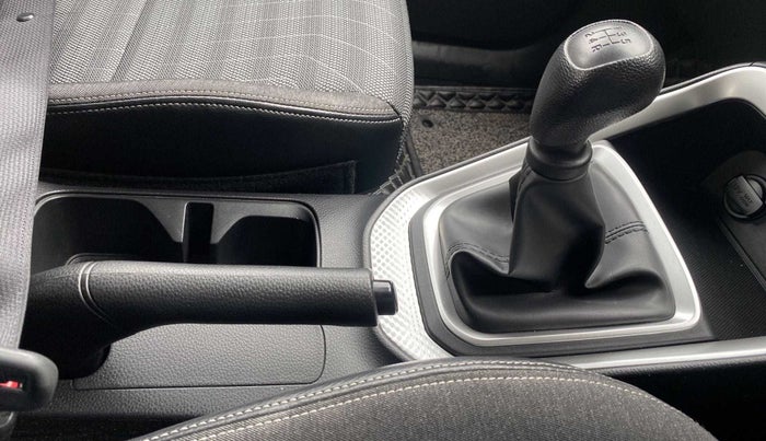 2022 KIA SONET HTK PLUS 1.2, Petrol, Manual, 10,022 km, Gear Lever