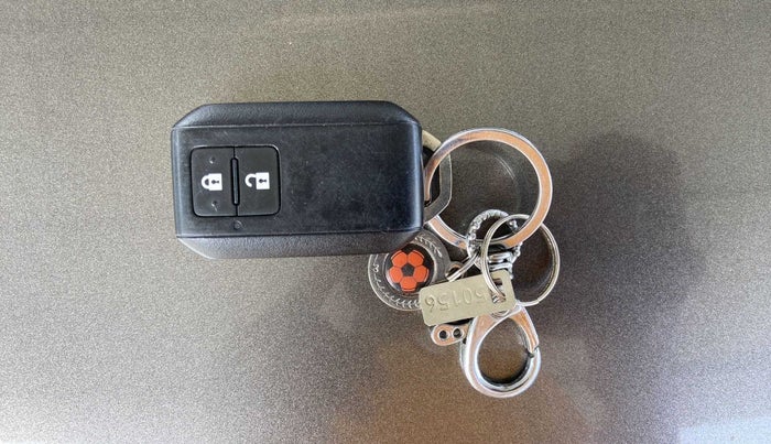2022 Maruti Swift ZXI PLUS AMT, Petrol, Automatic, 33,174 km, Key Close Up