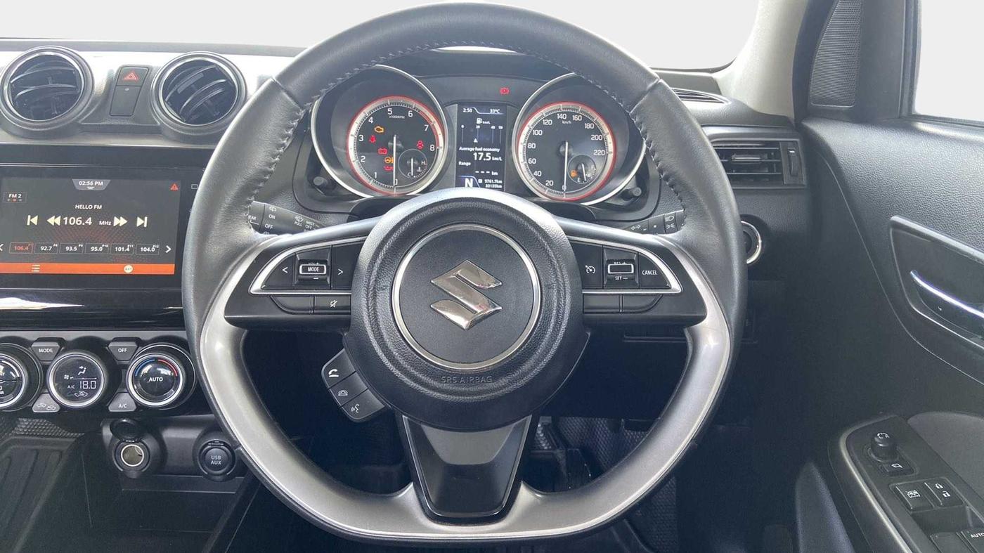 2022 Maruti Swift ZXI PLUS AMT, Petrol, Automatic, 33,174 km, Steering Wheel Close Up