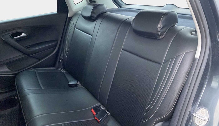 2022 Volkswagen Polo HIGHLINE PLUS 1.0L TSI, Petrol, Manual, 28,664 km, Right Side Rear Door Cabin