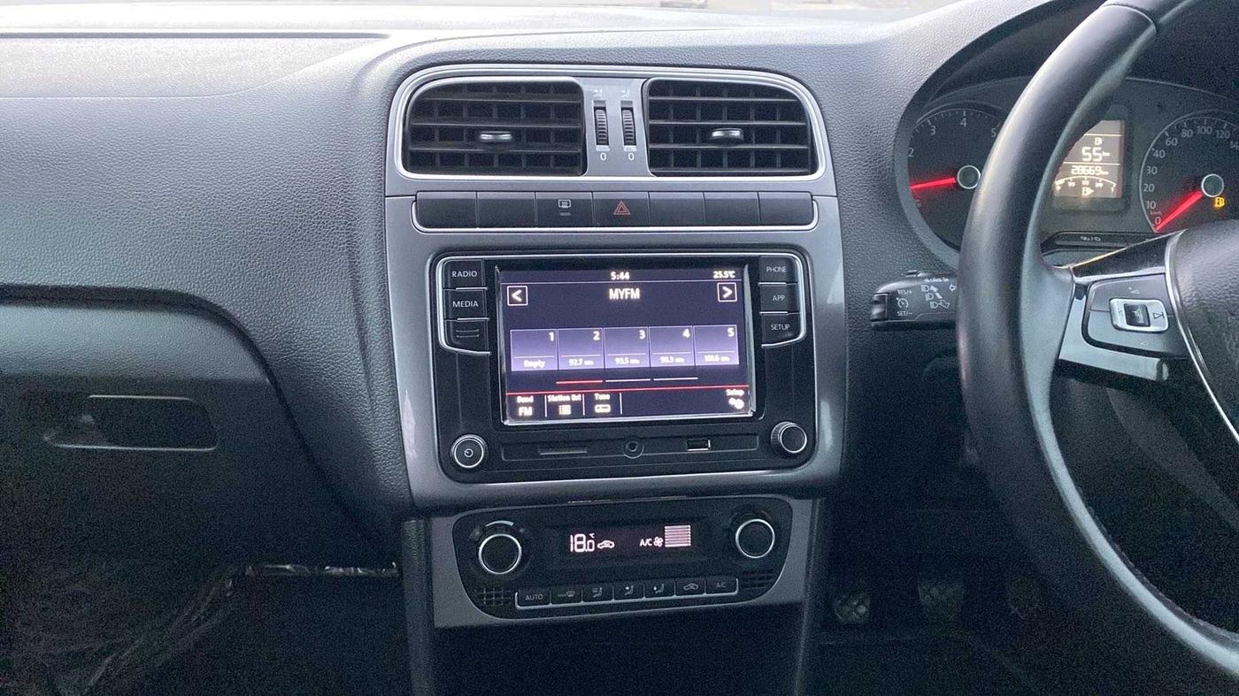 2022 Volkswagen Polo HIGHLINE PLUS 1.0L TSI, Petrol, Manual, 28,664 km, Air Conditioner