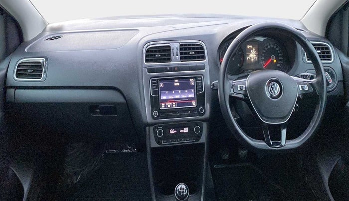 2022 Volkswagen Polo HIGHLINE PLUS 1.0L TSI, Petrol, Manual, 28,664 km, Dashboard