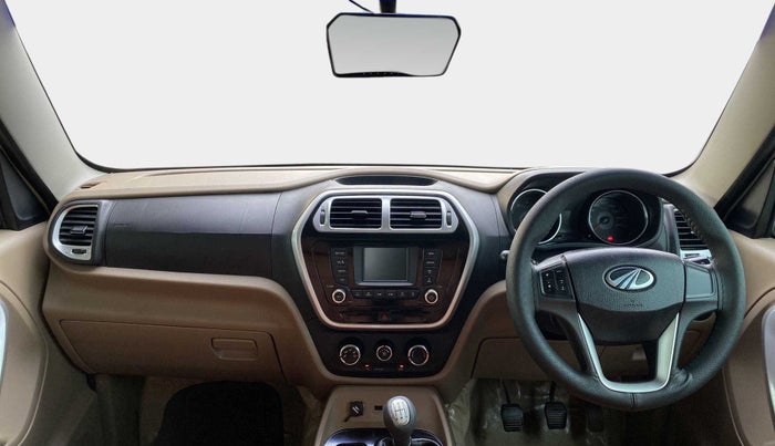 2016 Mahindra TUV300 T8, Diesel, Manual, 83,970 km, Dashboard
