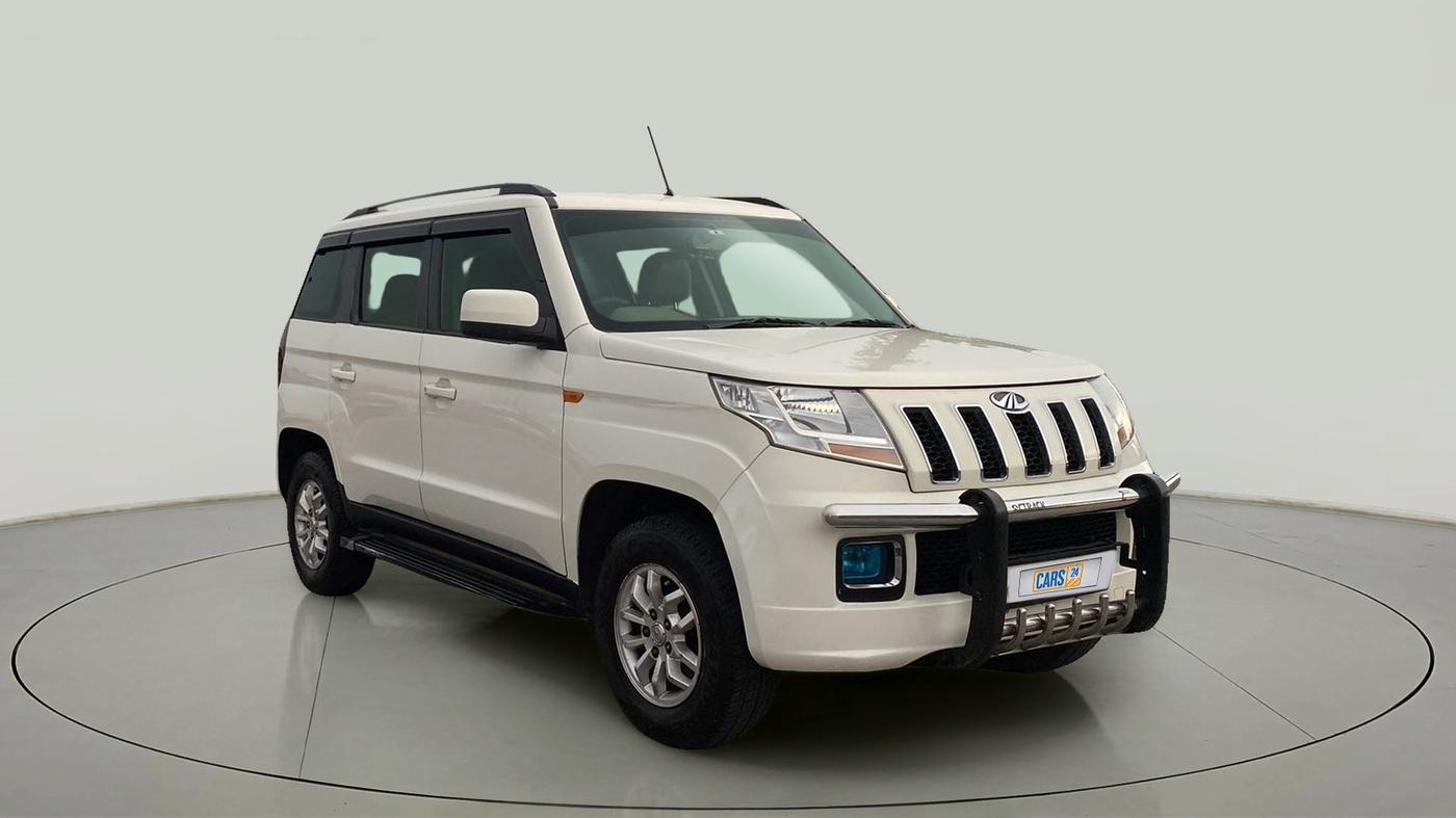 2016 Mahindra TUV300 T8, Diesel, Manual, 83,970 km, Right Front Diagonal