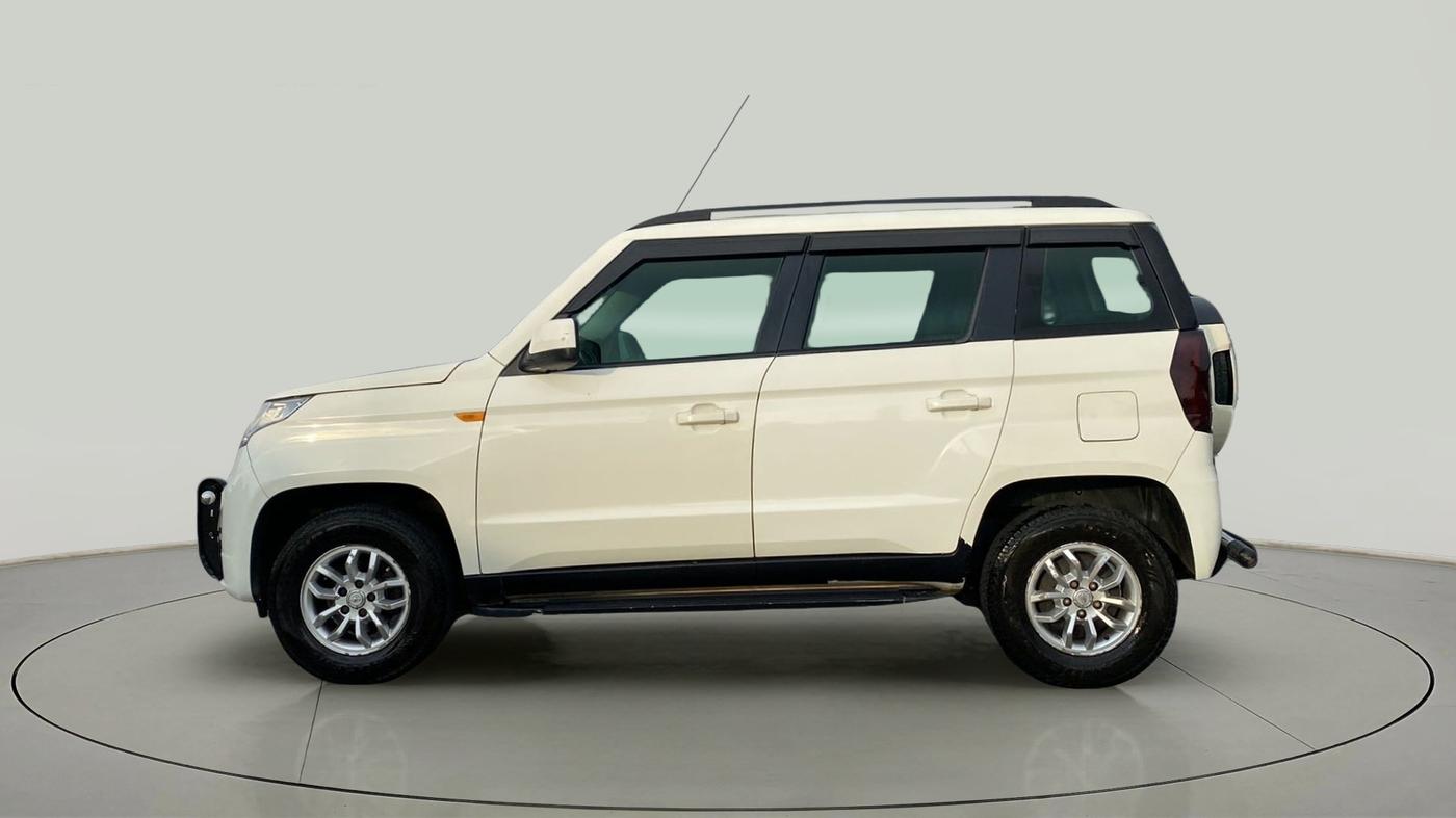 2016 Mahindra TUV300 T8, Diesel, Manual, 83,970 km, Left Side