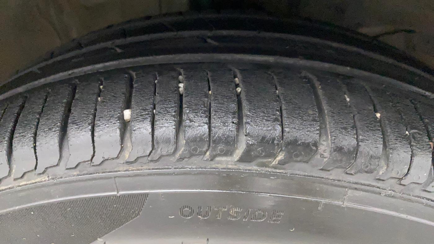 2018 Honda Amaze 1.2L I-VTEC V, Petrol, Manual, 83,858 km, Right Front Tyre Tread