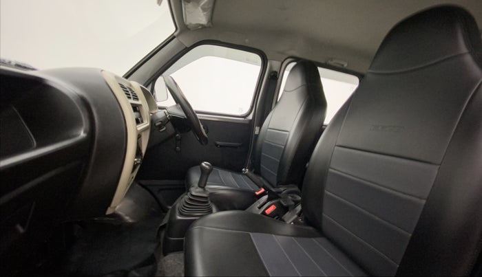 2018 Maruti Eeco 5 STR WITH A/C+HTR, Petrol, Manual, 35,201 km, Right Side Front Door Cabin