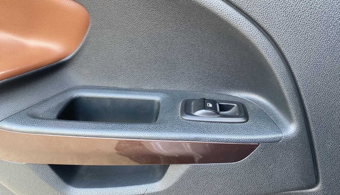 2020 Ford Ecosport TITANIUM 1.5L THUNDER EDTION PETROL, Petrol, Manual, 71,498 km, Left rear window switch / handle - Switch/handle not functional