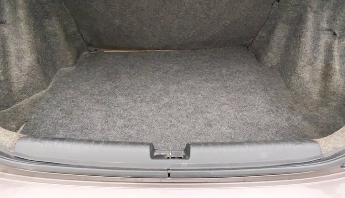 2016 Honda Amaze 1.2L I-VTEC SX, Petrol, Manual, 52,211 km, Boot Inside