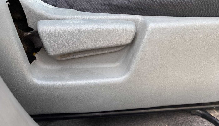 2013 Maruti Alto K10 VXI, Petrol, Manual, 54,426 km, Driver Side Adjustment Panel