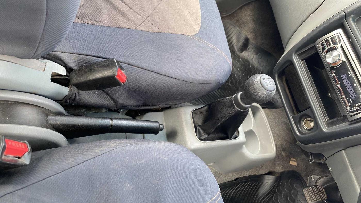 2013 Maruti Alto K10 VXI, Petrol, Manual, 54,426 km, Gear Lever