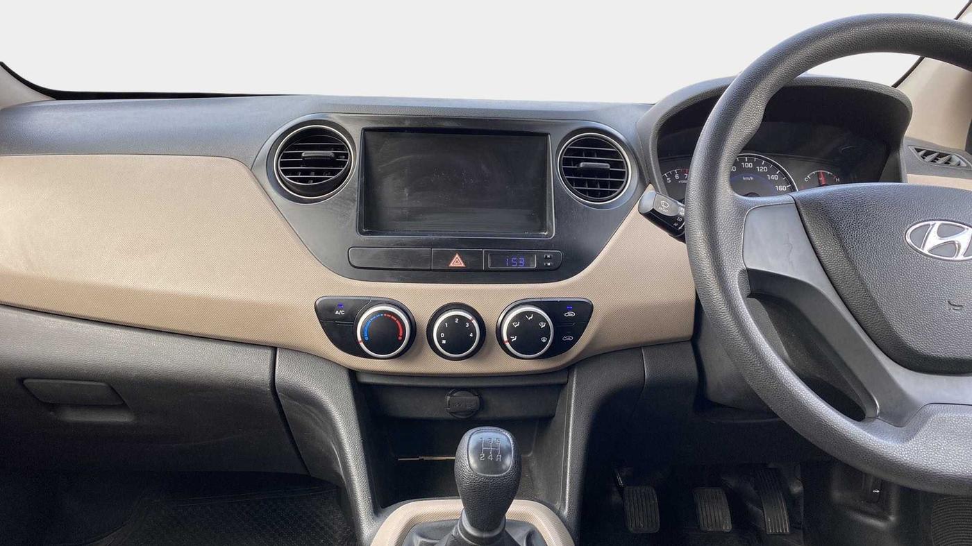 2015 Hyundai Grand i10 MAGNA 1.2 KAPPA VTVT, Petrol, Manual, 27,610 km, Infotainment System