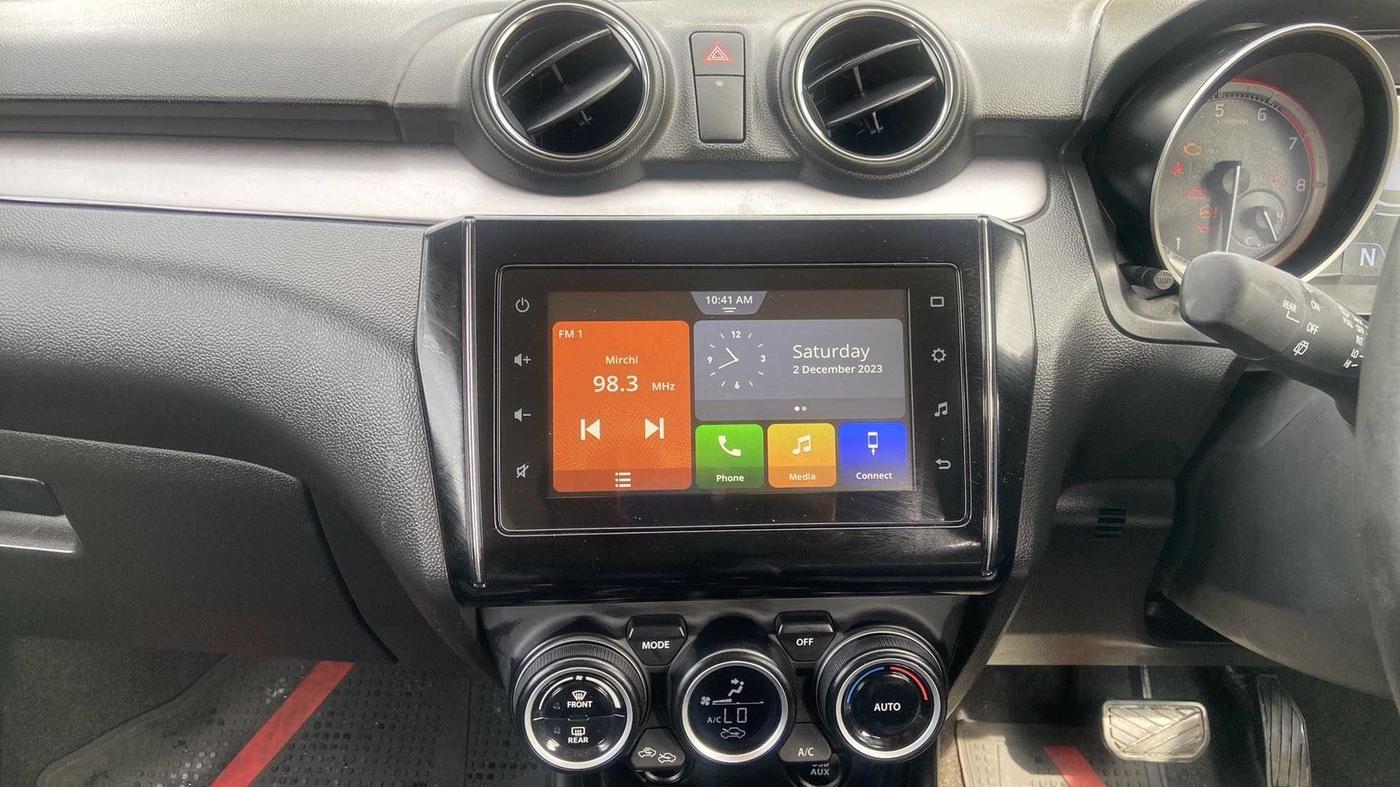 2022 Maruti Swift ZXI PLUS AMT DUAL TONE, Petrol, Automatic, 11,221 km, Air Conditioner