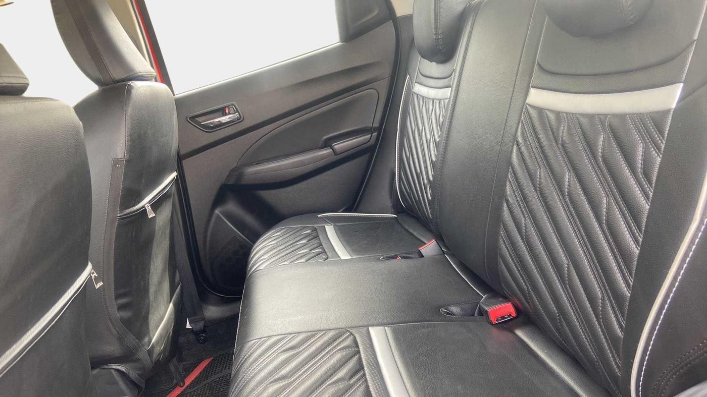 2022 Maruti Swift ZXI PLUS AMT DUAL TONE, Petrol, Automatic, 11,221 km, Right Side Rear Door Cabin