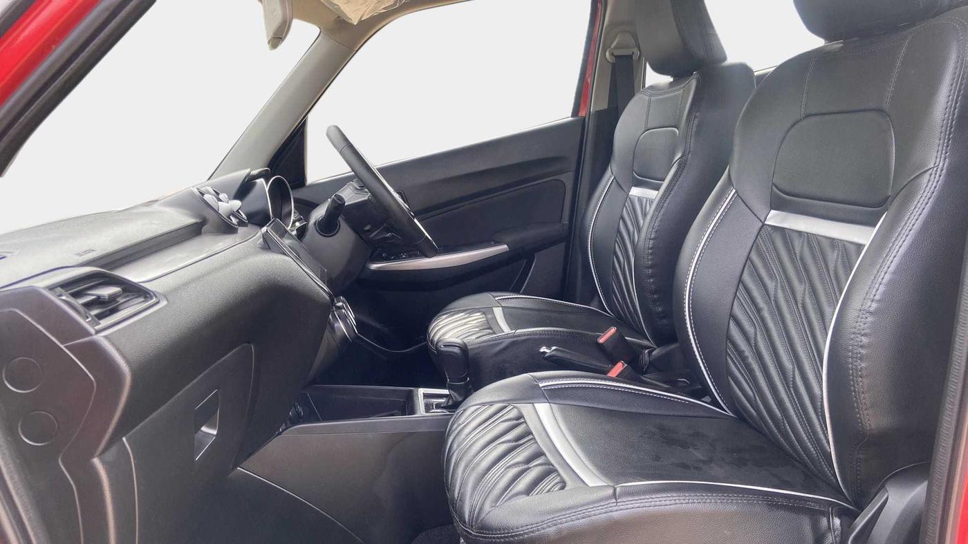 2022 Maruti Swift ZXI PLUS AMT DUAL TONE, Petrol, Automatic, 11,221 km, Right Side Front Door Cabin