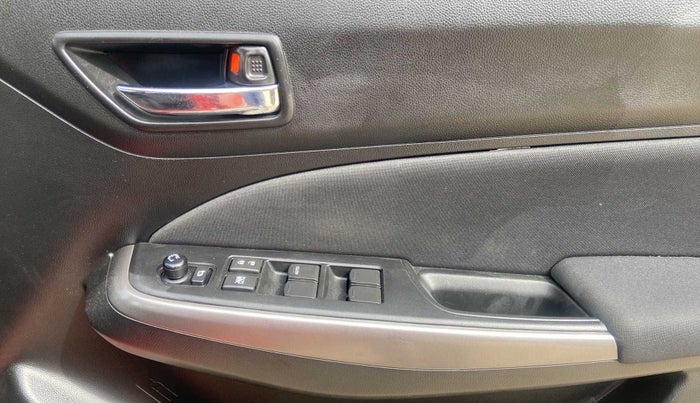 2022 Maruti Swift ZXI PLUS AMT DUAL TONE, Petrol, Automatic, 11,221 km, Driver Side Door Panels Control