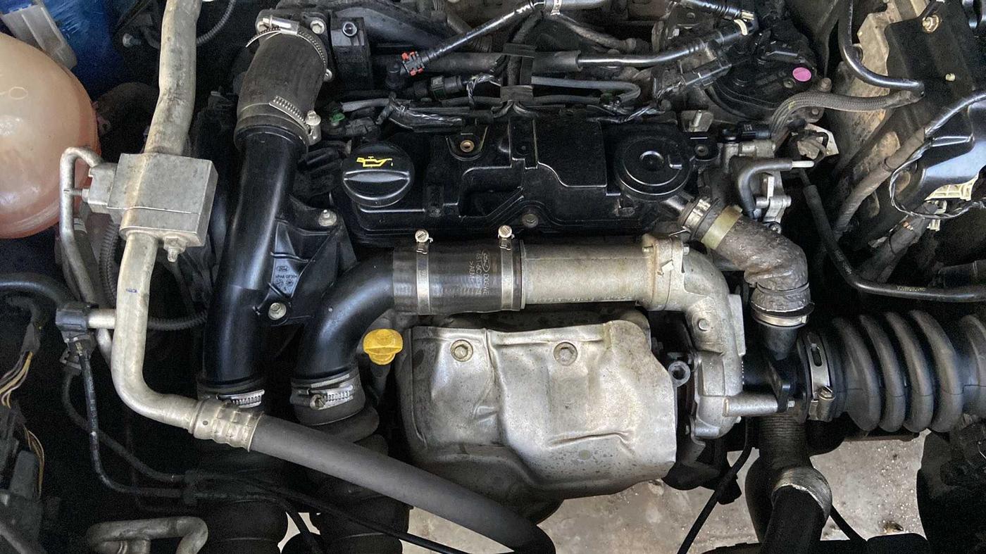 2018 Ford Ecosport TITANIUM 1.5L DIESEL, Diesel, Manual, 1,16,898 km, Open Bonet