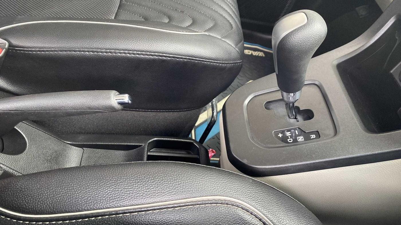 2019 Maruti New Wagon-R ZXI 1.2 AMT, Petrol, Automatic, 25,102 km, Gear Lever