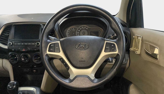 2019 Hyundai NEW SANTRO SPORTZ CNG, CNG, Manual, 57,870 km, Steering Wheel Close Up